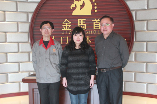 熱烈祝賀江蘇鹽城木門加盟代理商朱經理成功加入金馬首 熱烈祝賀江蘇鹽城木門加盟代理商朱經理成功加入金馬首
