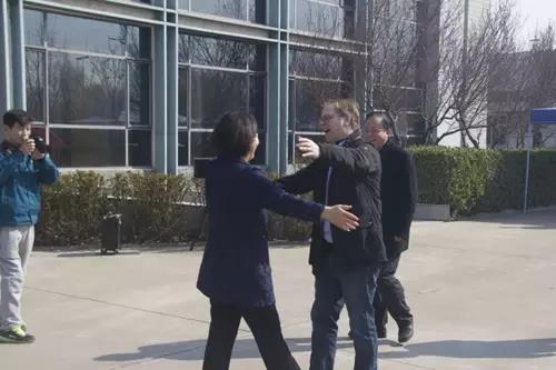 漂洋過海找的就是你-木門廠家金馬首 漂洋過海找的就是你-木門廠家金馬首